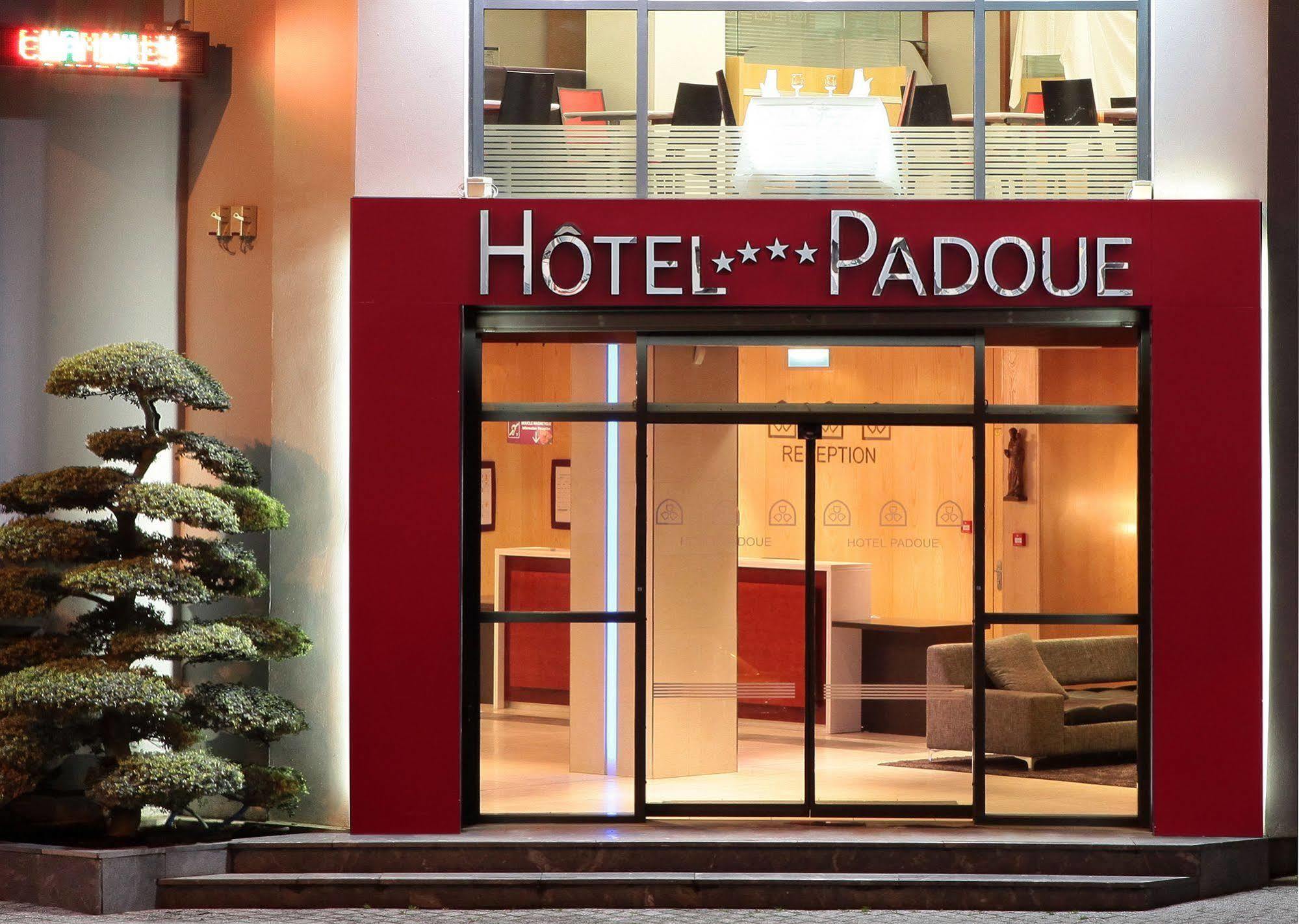 Hotel Padoue Lourdes Bagian luar foto